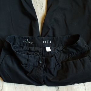 LOFT Curvy Capri Pants Size 2